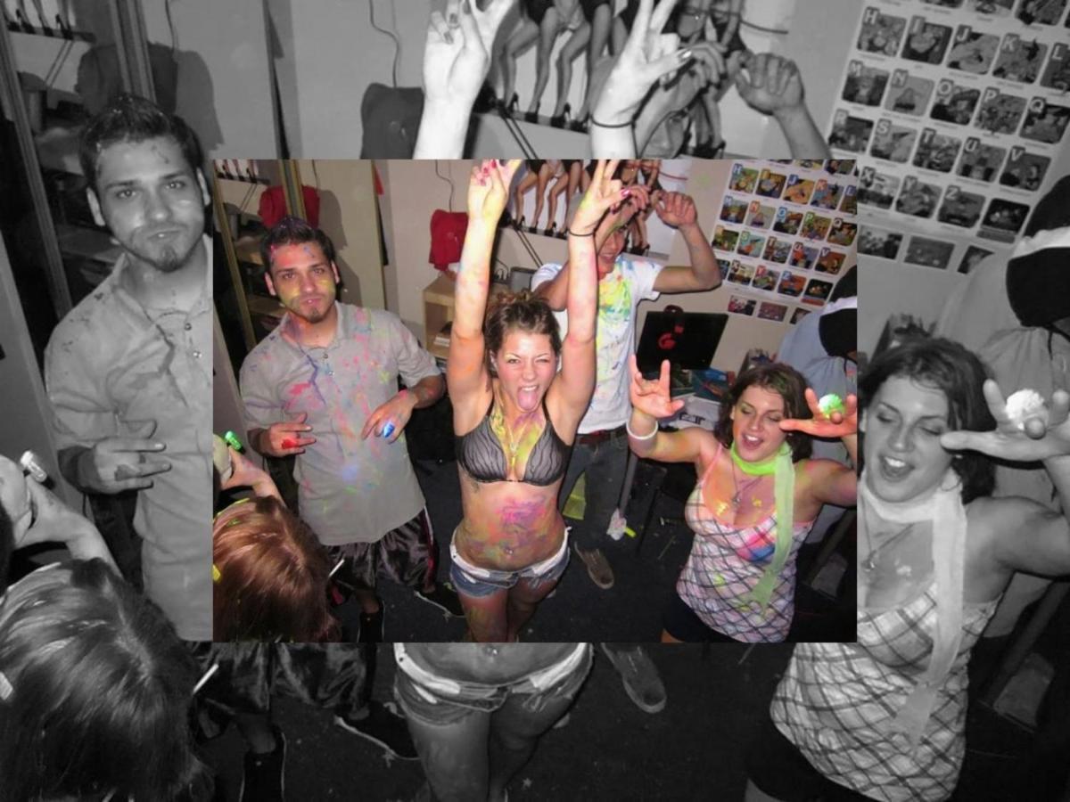 Hostel Youth Open Mind Under 40 - Welcome Lgb Libertines Naturist For An Exciting - We Are Looking For Volunteers *